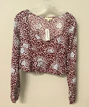 PacSun Top thumbnail 1