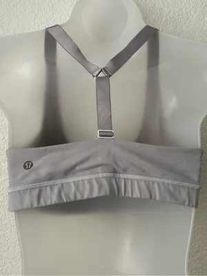 Lululemon Size 8 Adjust Me racer back bra with a low scoop neckline No Pads thumbnail 2