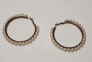 Beaded Earrings Gold Color Metal thumbnail 1