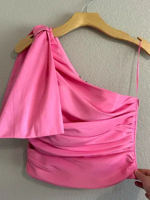 4SI3NNA Hot Pink One Shoulder Top thumbnail 1