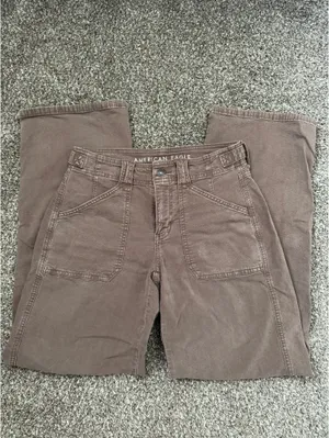 American Eagle Brown Cargo Pants thumbnail 4