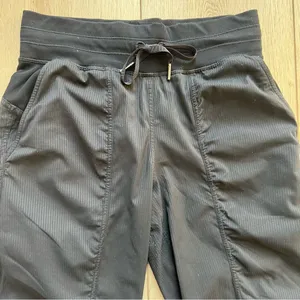 Lululemon Dance Studio Mid-Rise Jogger Black Size 4 thumbnail 10