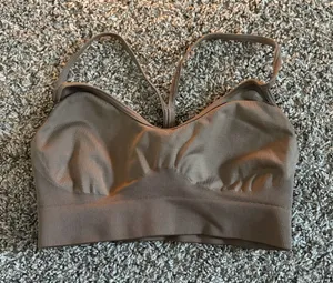 Gymshark Sports Bra  thumbnail 1