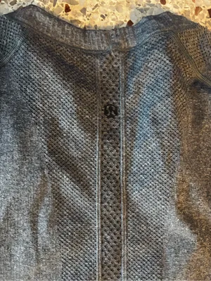 Lululemon swiftly tech short sleeve crew shirt size 12 thumbnail 5