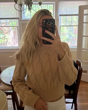 Knit Sweater Vestique thumbnail 1