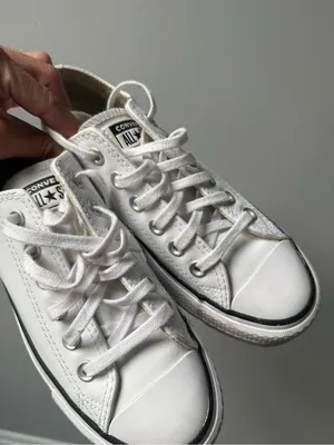 Converse Chuck Taylor All Star Lift Platform Leather Women Low Top Shoe White 6 thumbnail 6