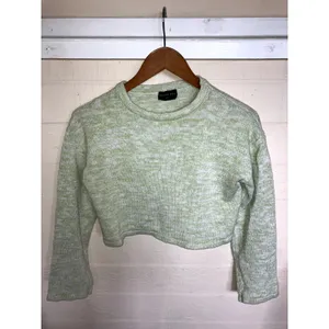 WHITE FOX Boutique Cropped Crew Neck Sweater 100% Cotton XS Lime Green COZY thumbnail 5