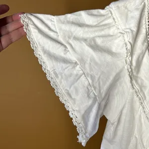 Free People Le Femme Tee White Lace Pleated Cotton Boho Blouse Size XS thumbnail 9