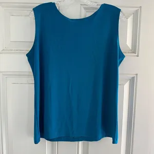 C&C Studio Women’s Stretch Knit Sleeveless Top Size Large Blue thumbnail 7