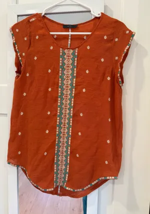 THML Anthropologie rust-orange sleeveless blouse geometric embroidery size M thumbnail 1