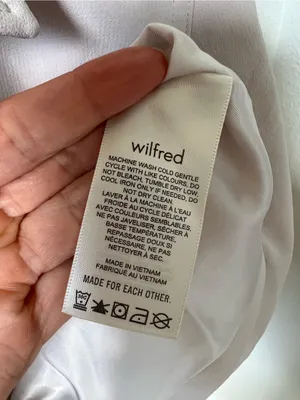 Aritzia Wilfred Little Crepette Cropped Jacket in Cloudy Lilac thumbnail 8