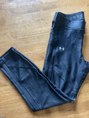 Under Armour Black Cropped Leggings Compression thumbnail 3