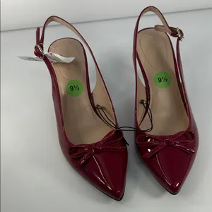 Bandolino Red Patent Slingback Heels thumbnail 15