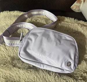 Lululemon fanypack thumbnail 1
