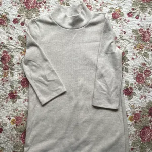 NWOT Mock Neck Cream 3/4 Length Sleeve Dress thumbnail 2
