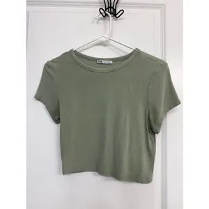Zara Olive Green Faded Wash Cropped Baby Tee Women’s Large thumbnail 3