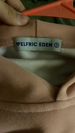 Aelfric Eden Hoodie Pink Black Heart Graphic Oversized Sweatshirt thumbnail 6