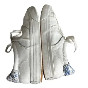 Reformation Harlow white leather blue floral sneakers size 8 thumbnail 9