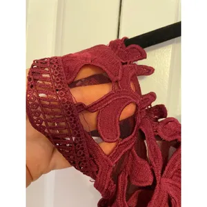 Chi‎ Chi London Midi Dress Crochet Lace Burgundy Off The Shoulder US 4 Romantic thumbnail 4