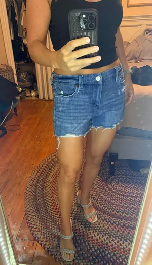 BLANKNYC Shorts Denim Distressed thumbnail 1