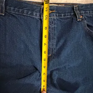 Late Y2K / Early 2000s Vintage Levi's 550 Relaxed Fit Jorts. Woman December 2006 thumbnail 9