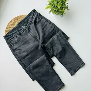 American Eagle‎ Highest Rise Distressed Black Wash Denim Mom Jeans Size 8 thumbnail 1
