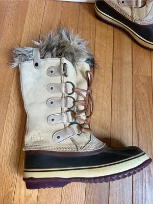 Sorel Joan of Arctic Waterproof Lace Up Boot Womens 8 Suede Tan Black thumbnail 2