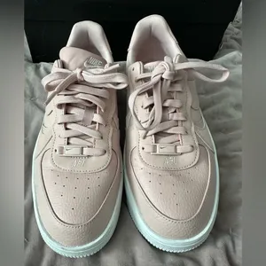 Nike Air Force 1 AF1 sage low particle beige pink Women's Pink Sneakers thumbnail 2