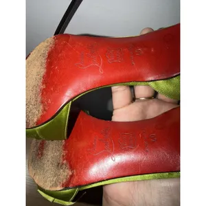 Christian‎ Louboutin Satin Open Toe Red Sole Pump Sz 40 thumbnail 2