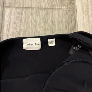 aritzia wilfred free onesie / romper thumbnail 3