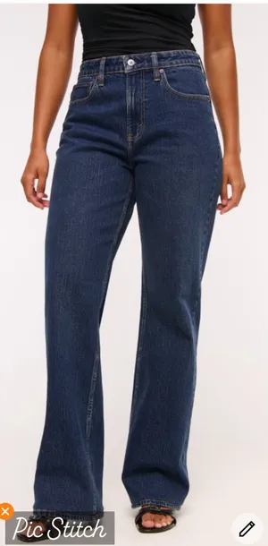 Abercrombie & Fitch Curve Love The 90’s High Rise Relaxed Jeans thumbnail 1