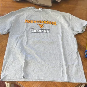 Gildan WVU Grandma T-Shirt thumbnail 1