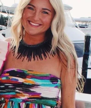 Leyla Gans Necklace thumbnail 1
