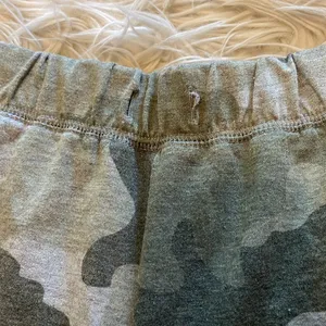Charming Charlie Camo Sweatpants thumbnail 3
