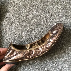 Tory Burch Glitter Sequin Eddie Ballet Flats in Copper Size 6.5 US Women’s Shoe thumbnail 13