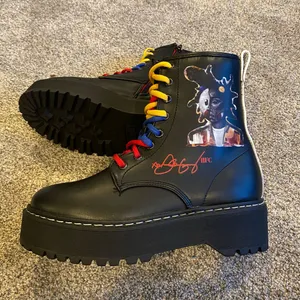 Steve Madden x Harlem Festival of Culture Lace-Up Platform Combat Boots thumbnail 5