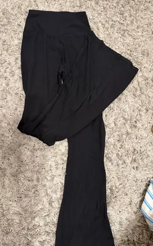 Aerie Crossover Flare Leggings thumbnail 1