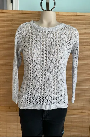 Hollister Co light gray open knit crotchet sweater top womans size small thumbnail 1