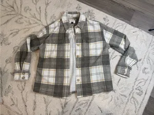American Eagle Plaid Button Front Shacket XS | Gray & Ivory | Like New thumbnail 2