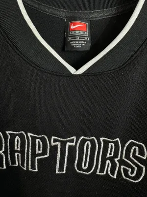Vintage Toronto Raptors Embroidered Pullover Deadstock Sweatshirt NBA size Medium thumbnail 4