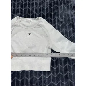 Gymshark Women's Gray Athletic Shirt Long Sleeve Active Wear Size XSmall thumbnail 5