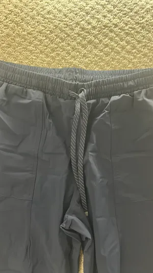 Fabletics Joggers thumbnail 3