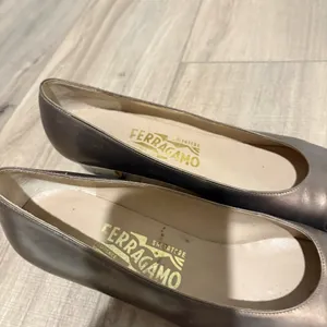 Salvatore Ferragamo Vintage Block‎ Heel Pump Bronze Metallic Size 8.5 AAA thumbnail 8