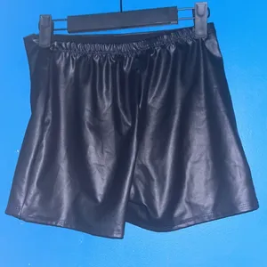 PU Leather Skort Black thumbnail 5