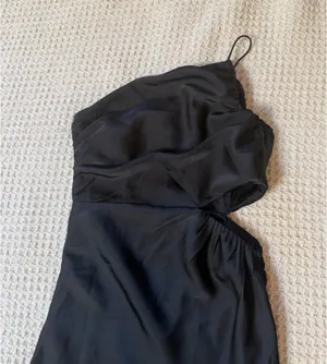 Hello Molly Dress Maxi Black Satin thumbnail 2