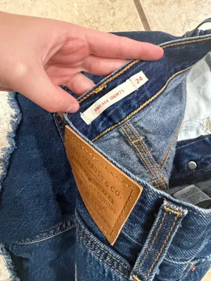 Levi’s jean shorts 501 thumbnail 3