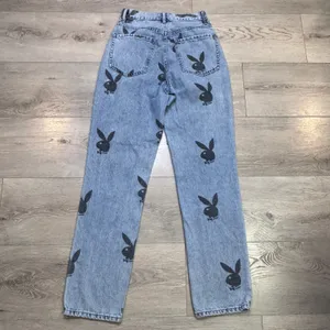Playboy by PacSun Womens Light Wash All Over Bunny Logo Straight Leg Jeans 25/0 thumbnail 2