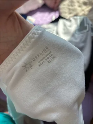 Aerie Solid White Long-Sleeve Scoop-Back “The Hugger” Athletic Top thumbnail 3