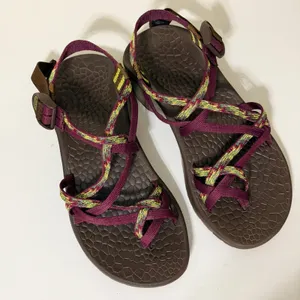 Chacos Z/Cloud X2 Women Strappy Sandals Vibram Sole Purple Maroon Multi Size 7 thumbnail 2