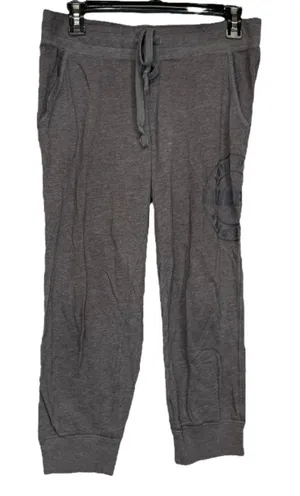 Pink Victoria’s Secret Gray Mid Rise Capri Sweatpants Size‎ XS thumbnail 1